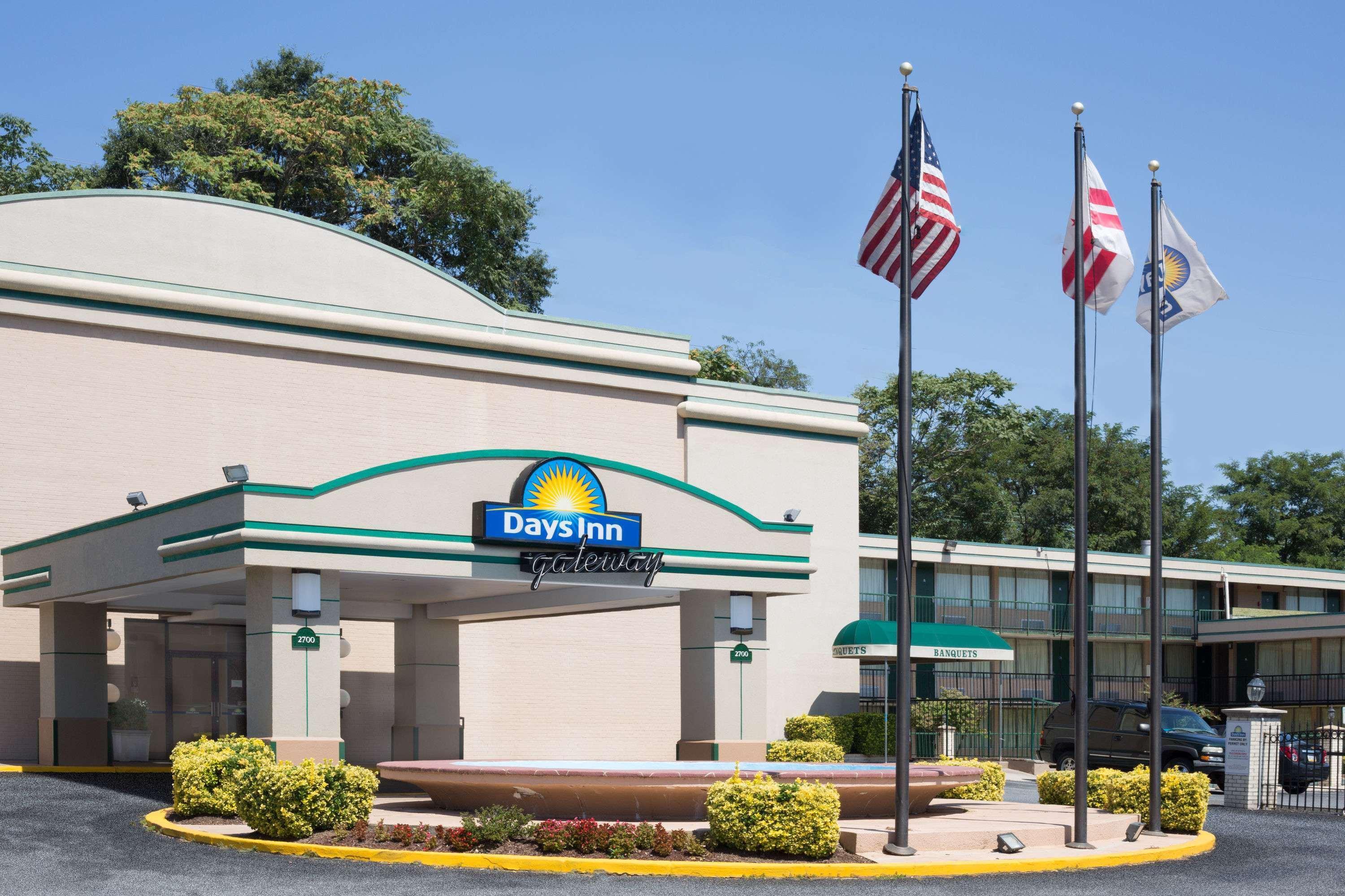 Days Inn By Wyndham Washington Dc/Gateway Εξωτερικό φωτογραφία