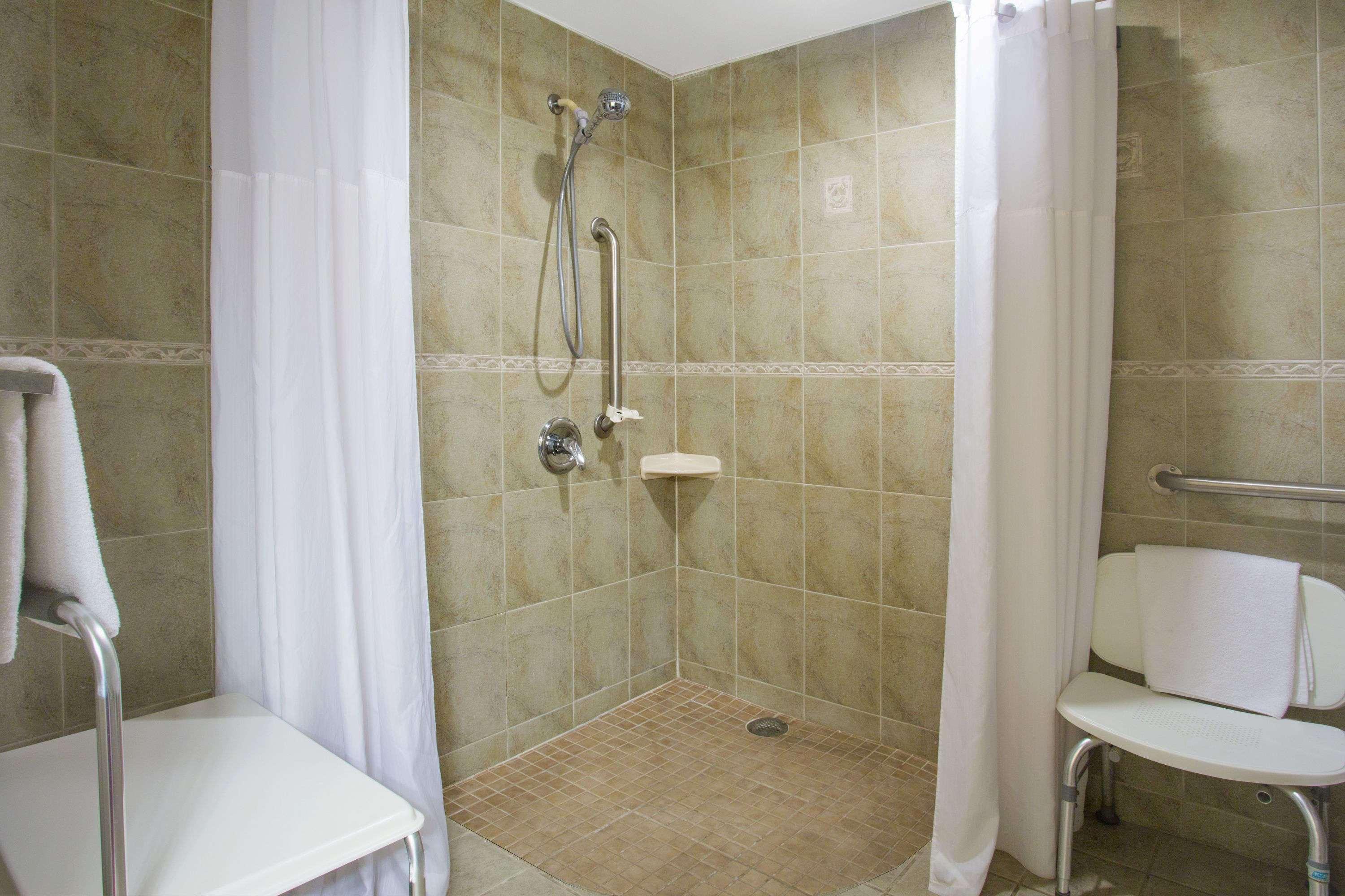 Days Inn By Wyndham Washington Dc/Gateway Εξωτερικό φωτογραφία